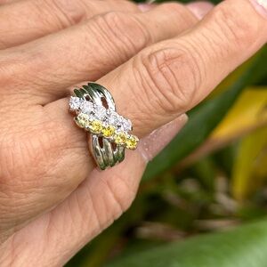 Swarovski Diamond & Citrine Round Crystal Silver Ring